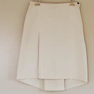 Weekend MaxMara Off-White Cotton Flared Line Midi Skirt. Size 40